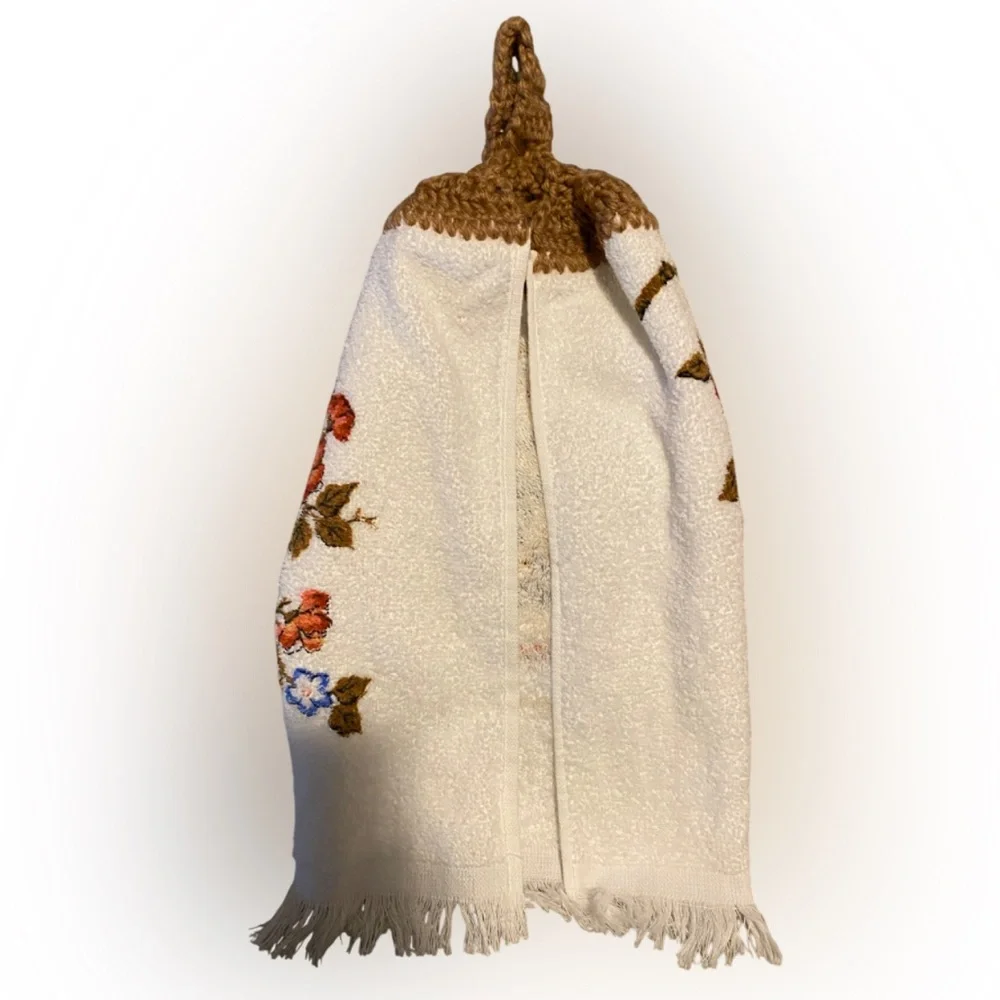 Vintage Cannon Jasmine Tea Embroidered Cottagecore Drawer Hand Towel